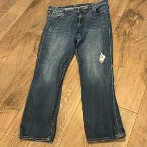 Straight Leg Jeans- lightly distressed Kut from the Kloth